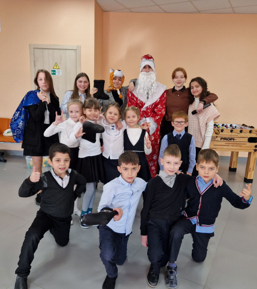 До нового года ещё целых 43 дня, а хочется чуда и волшебства… Пожалуйста!.