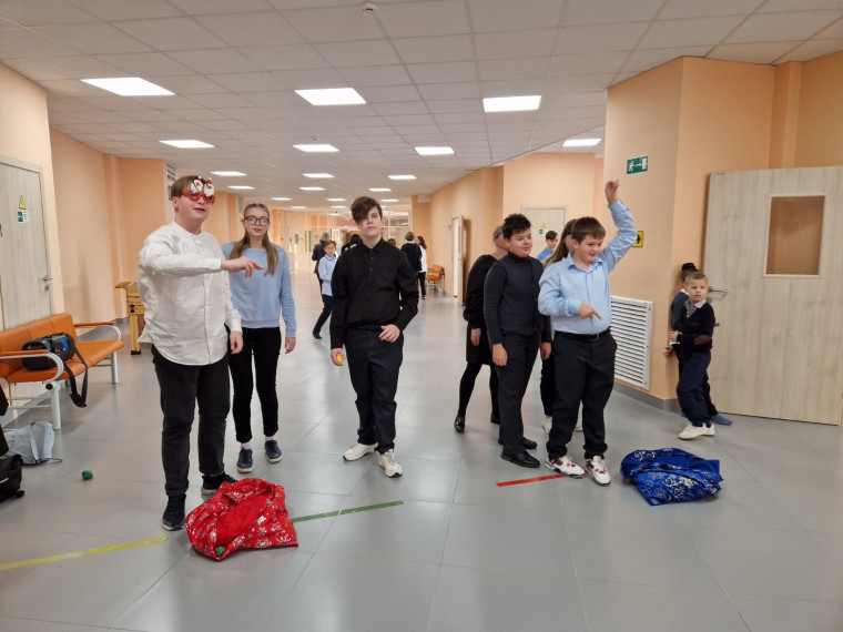 До нового года ещё целых 43 дня, а хочется чуда и волшебства… Пожалуйста!.